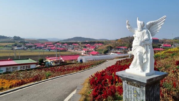 기적의 12사도 순례길 / 출처= 온라인 커뮤니티