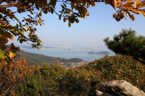 출처: 인천관광공사 (인천 단풍 여행)