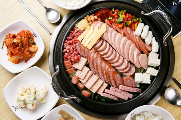 출처: 게티이미지뱅크 (부대찌개 축제)