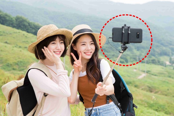 출처: 게티이미지뱅크 (셀카봉 반입금지 명소)