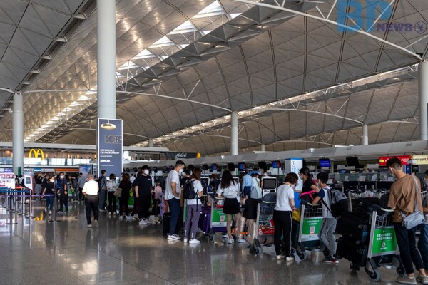 출처: 게티이미지뱅크 (반입 금지물품 주의사항)