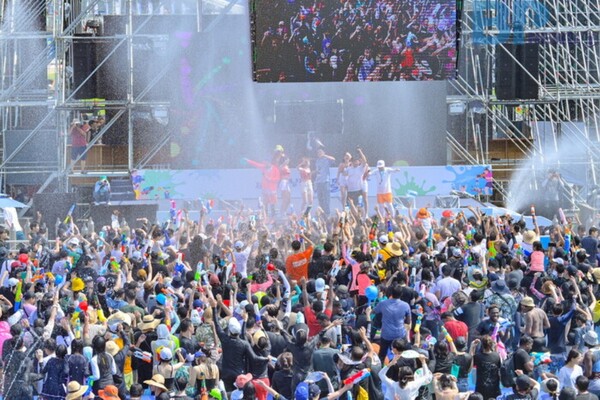 출처: 장흥군청 (정남진 장흥 물 축제 모습)