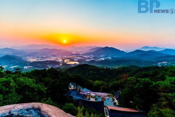출처: 게티이미지뱅크 (충청북도 해돋이 명소)