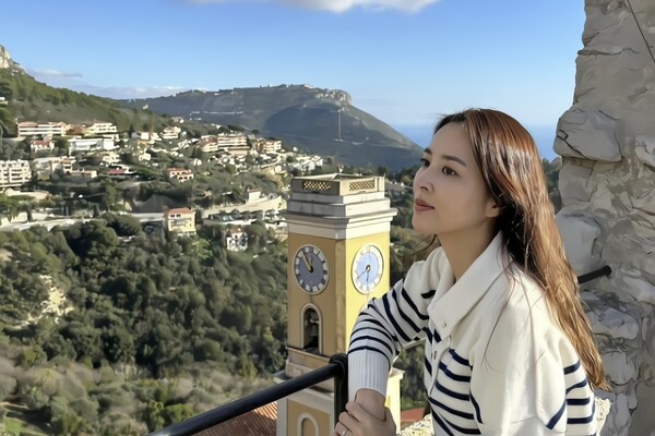 출처: 한혜진 SNS (프랑스 남부 여행지)