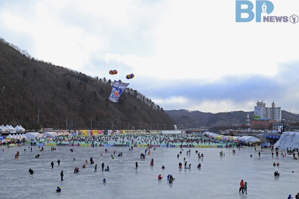 출처: 게티이미지뱅크 (화천군 산천어축제)