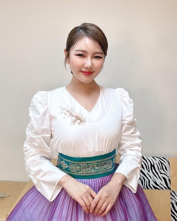 출처 = 송가인 개인 SNS