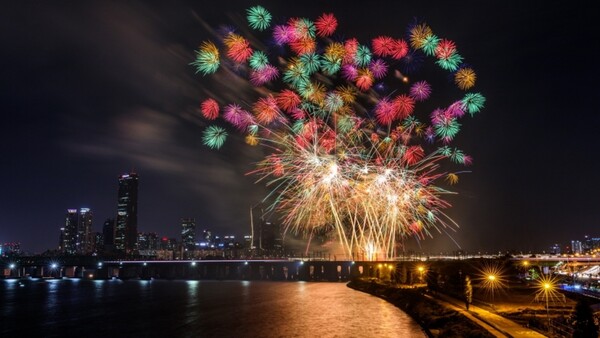 출처: 한화 홈페이지 (10월 서울 불꽃축제)