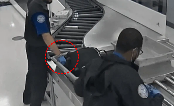 출처: 온라인 커뮤니티 (미국 공항 절도)
