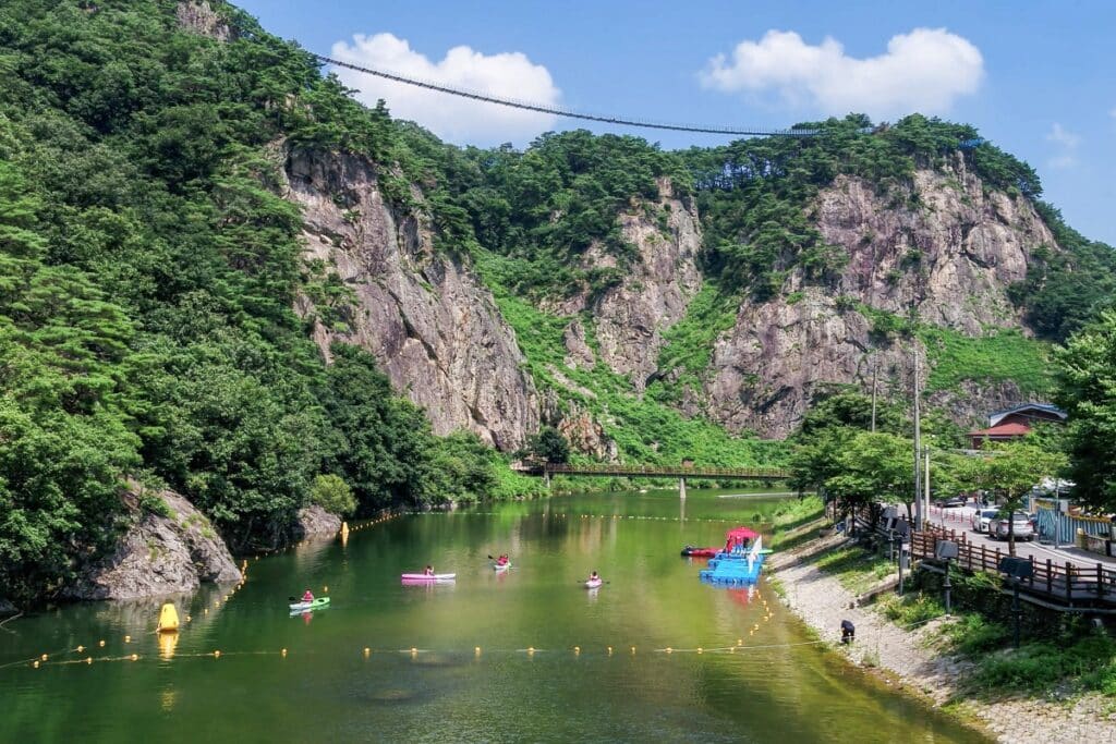 "한국 관광 100선에 선정된 대표 관광지 8월 개장!"… 8월에 가볼 만한 강원도 여행지 추천 4 강원도 여행지