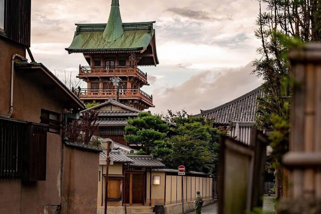 가을에 일본 여행 가서 반드시 방문해야 하는 코스 (다카야마 마츠리, 기온가쿠타워) 4 일본 여행